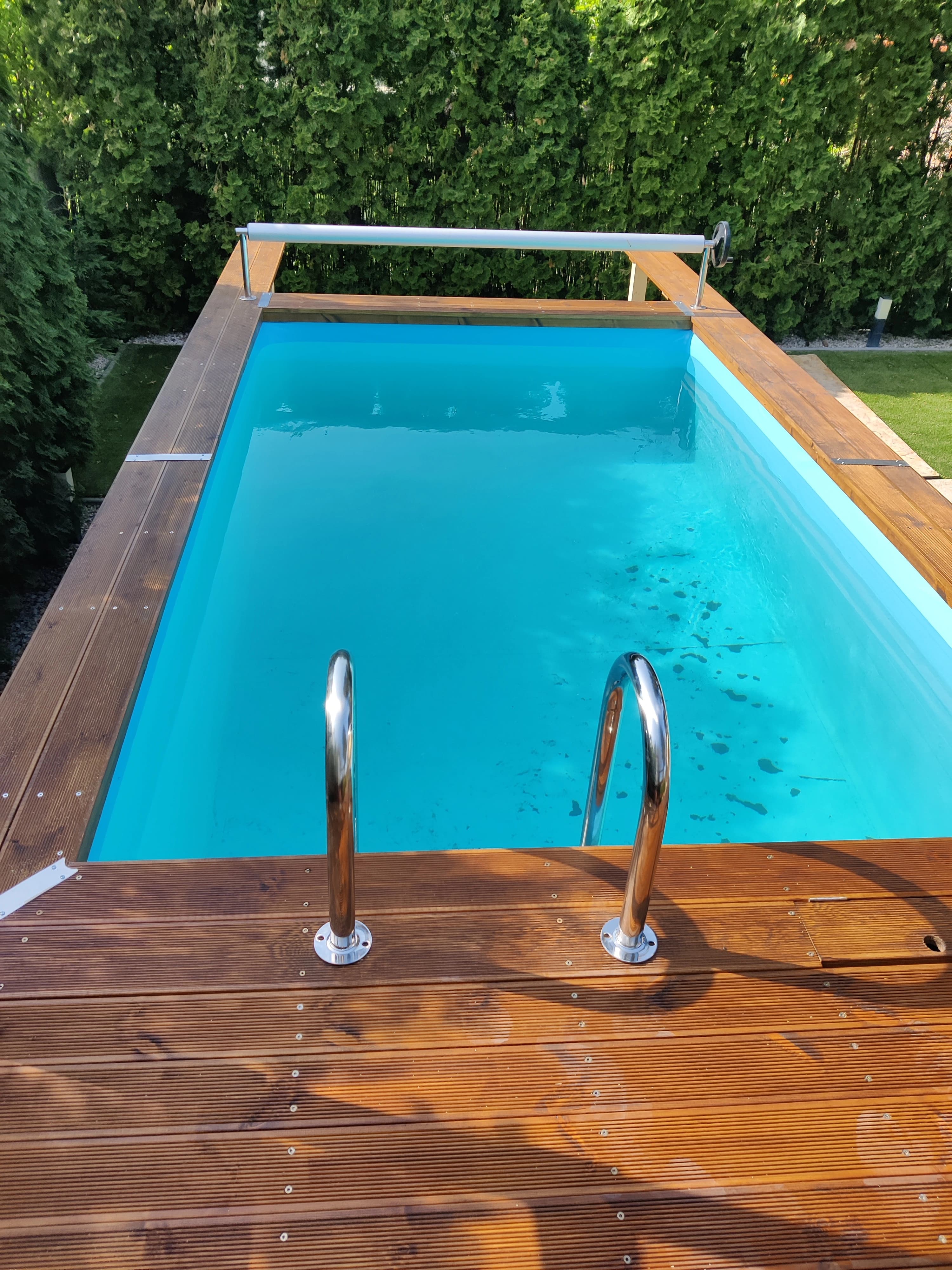 Telepített medence 1